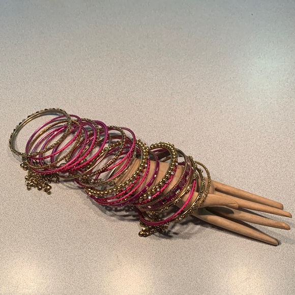 25 Gorgeous Pink and Gold Stone and Chain Embellished Bracelets Bali Style - Picture 2 of 9